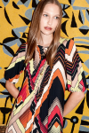 vestido jersey estampa mosaico com pregas