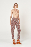 blusa bouclê cropped com pala