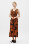 vestido jersey estampa grafismo de palha