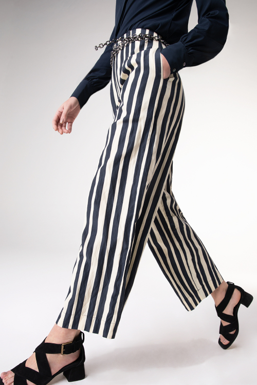 Calça Viscose Metal Listras