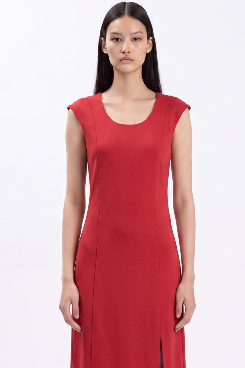 Vestido Reto Com Decote Redondo