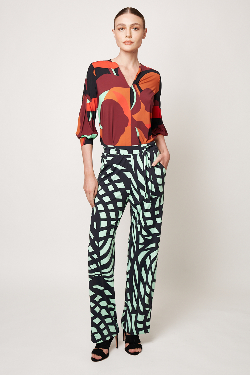 blusa jersey vista aérea decote v