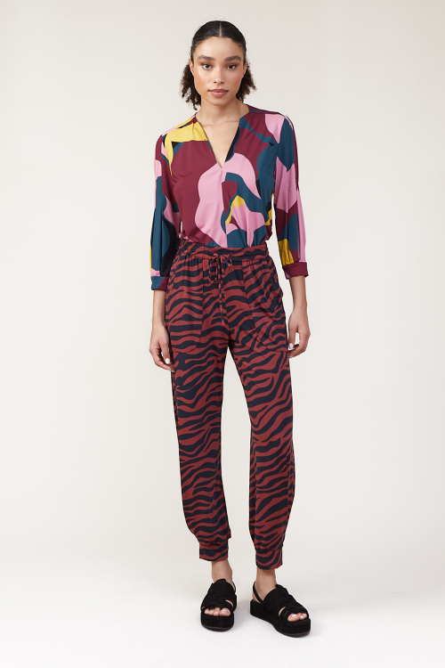 calça jersey zebra com pregas