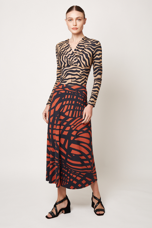 blusa jersey zebra drapeada com manga