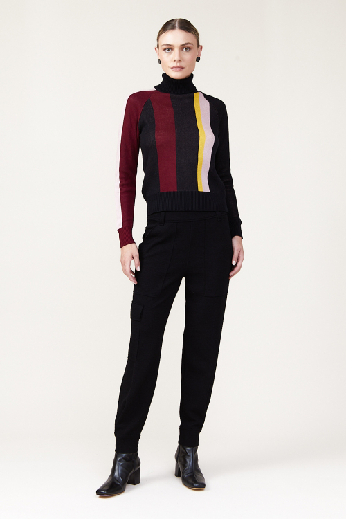 blusa de tricô com gola alta