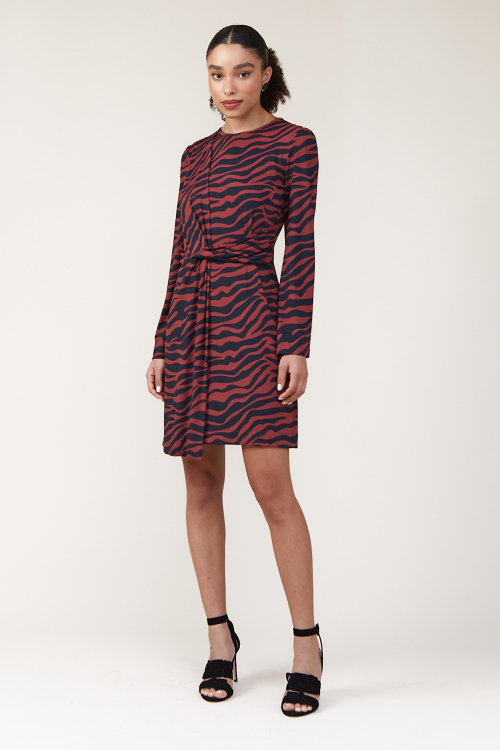 vestido jersey zebra detalhe cintura