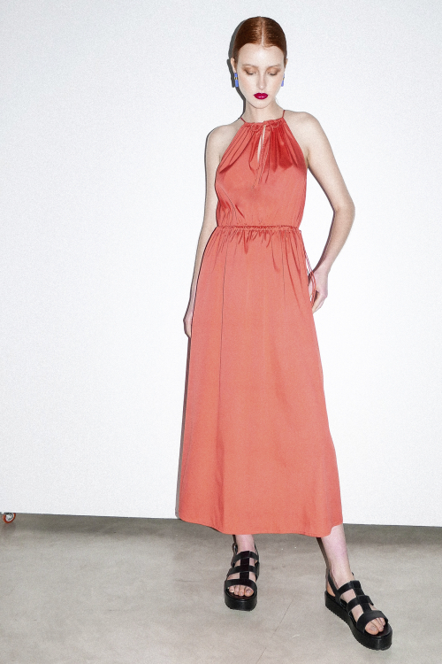 vestido tricoline amarração cintura