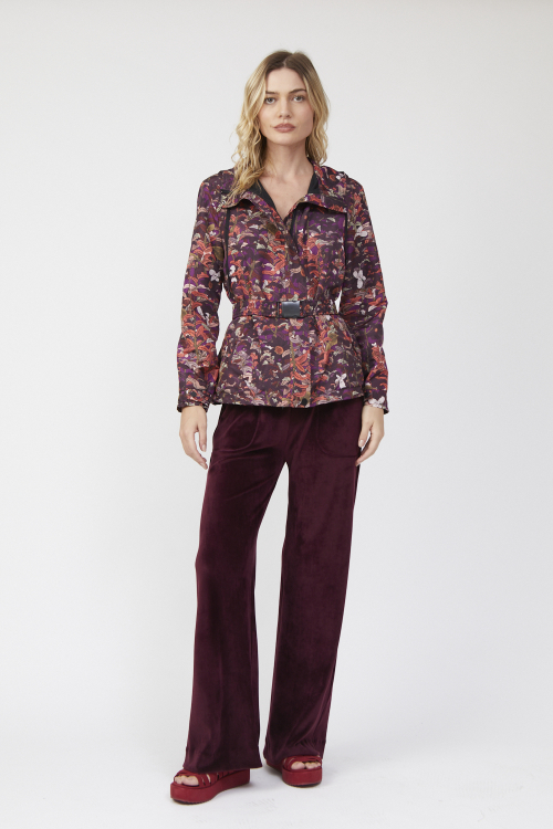 jaqueta alongada nylon estampa floresta