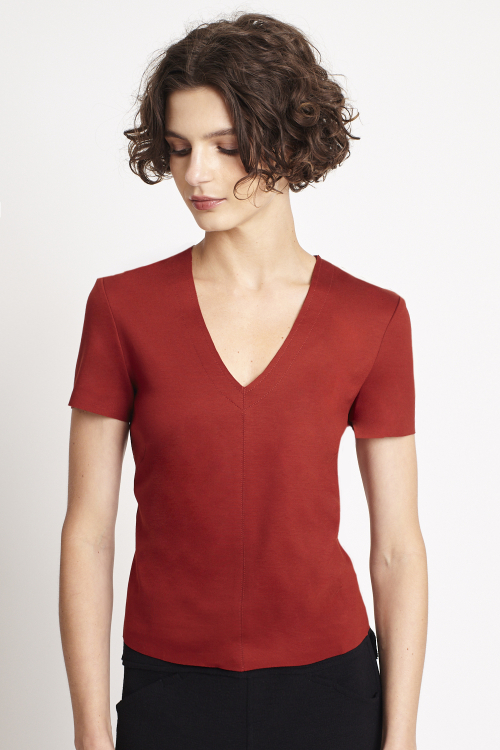 blusa duplo leve decote V
