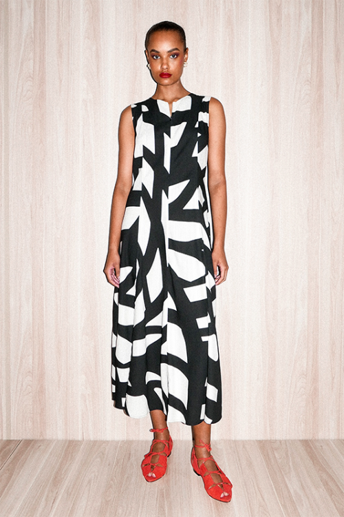 vestido viscose plana estampa cruzamentos