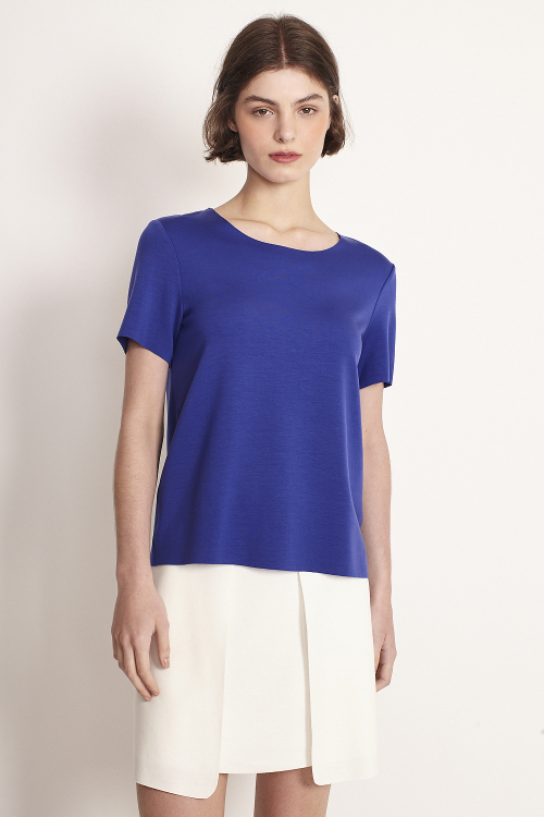 blusa malha dupla leve com cava