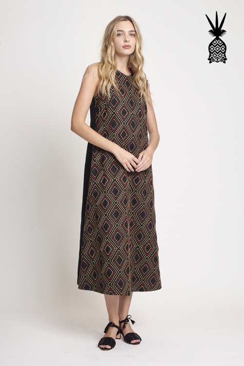 vestido linho com bordado Yni