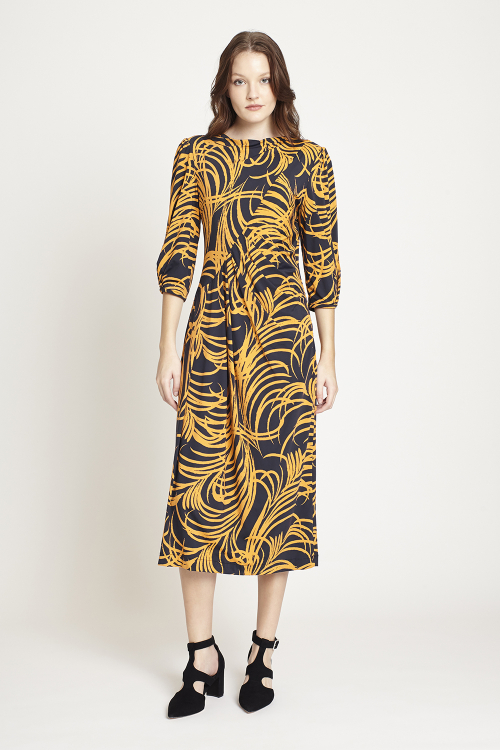 vestido jersey plumas