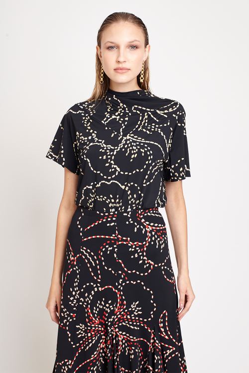 blusa jersey estampa pesponto floral