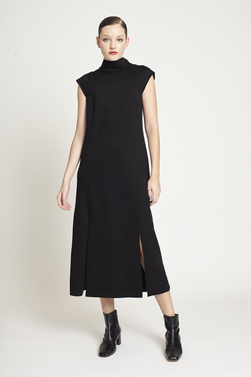 vestido duplo leve nesgas