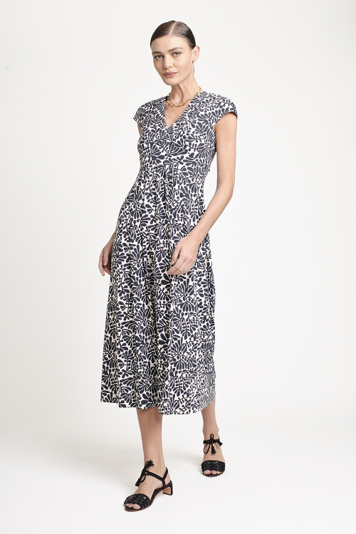 vestido jersey recortes estampa paisagem