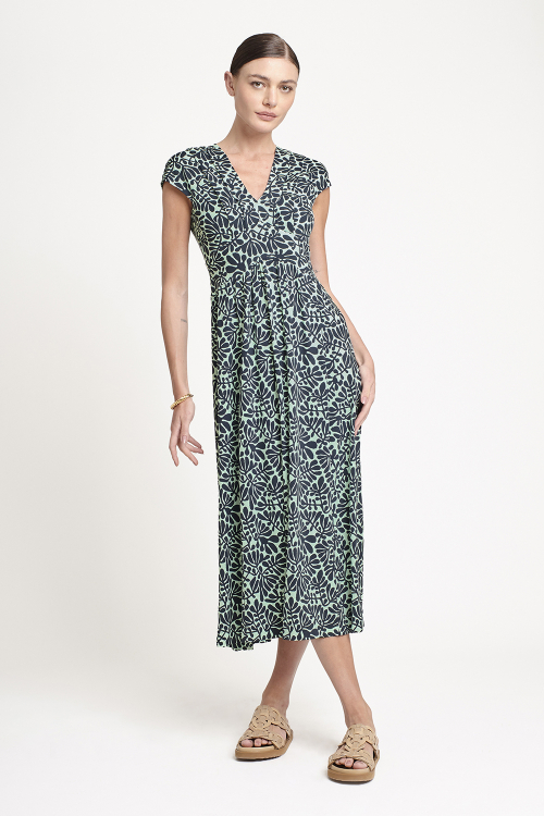 vestido jersey recortes estampa paisagem