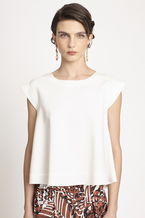 blusa malha dupla leve em A