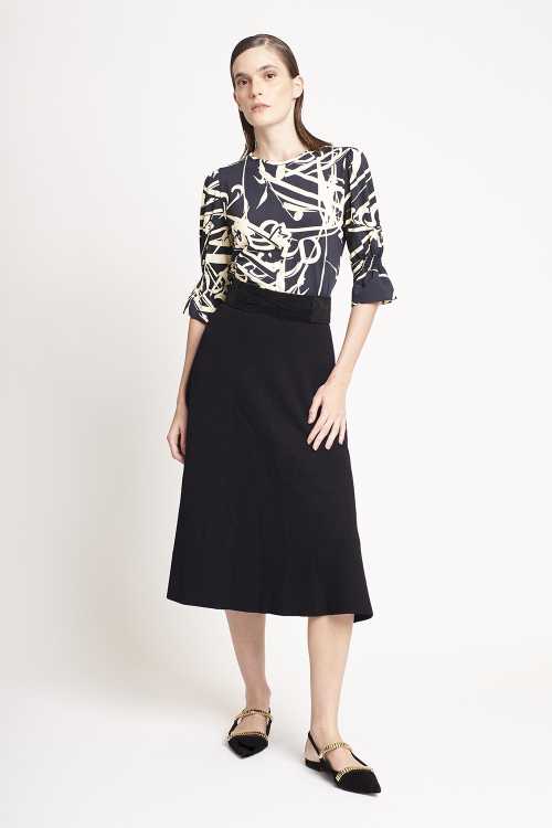 blusa jersey estampa kanji