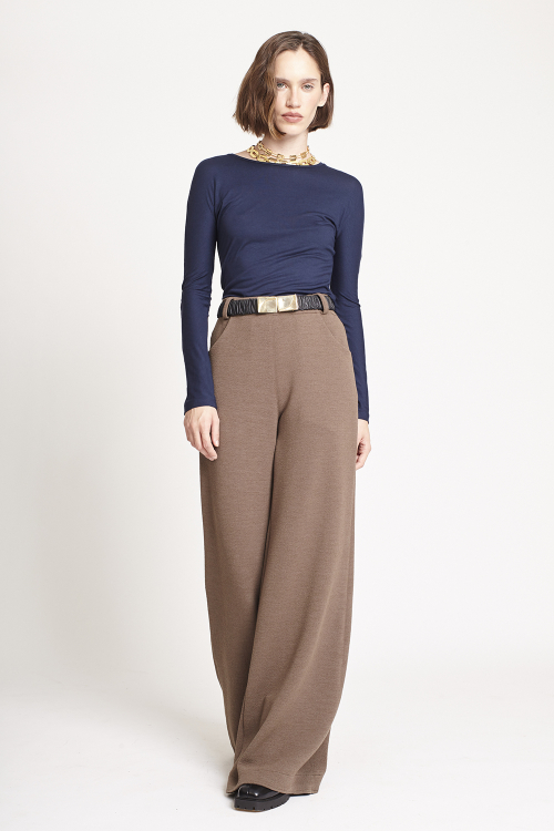 calça bouclê pantalona