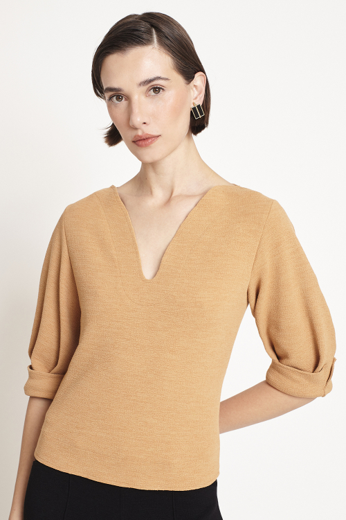 blusa bouclê barra virada