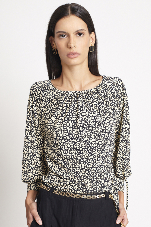 blusa jersey estampa renda ampla