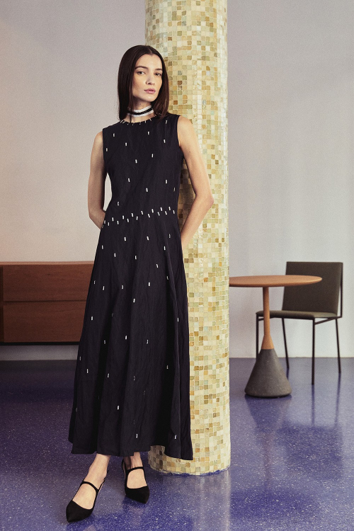 vestido viscose metal bordado trançado