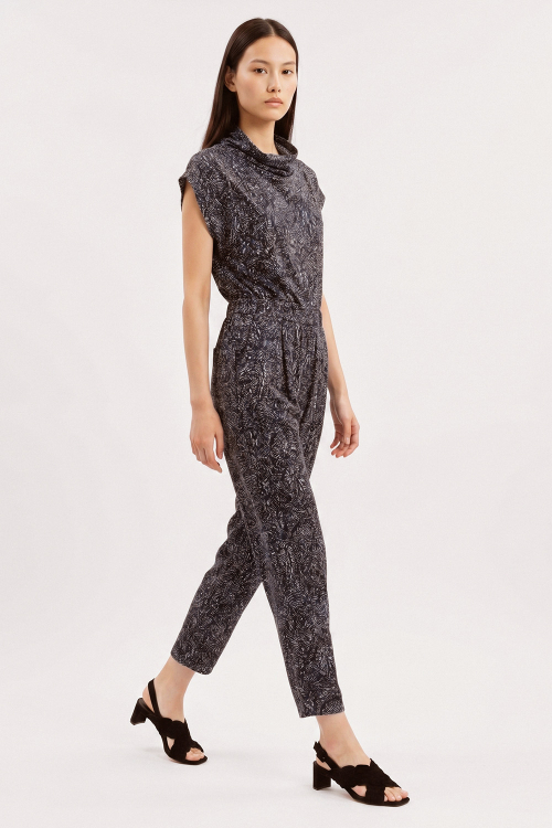 blusa jersey estampa bordado