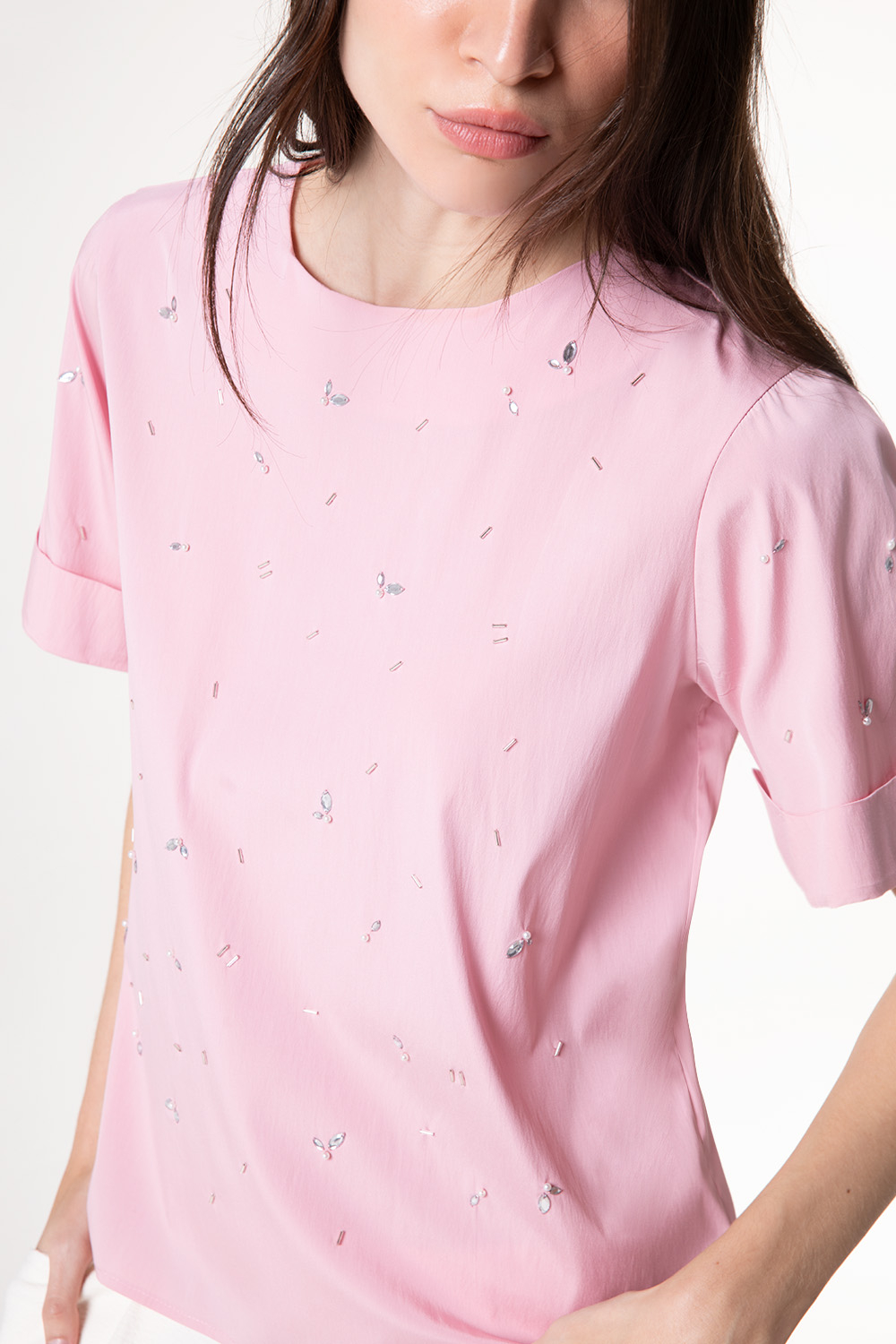 T-Shirt Tricoline Bordado Pétala Cristal