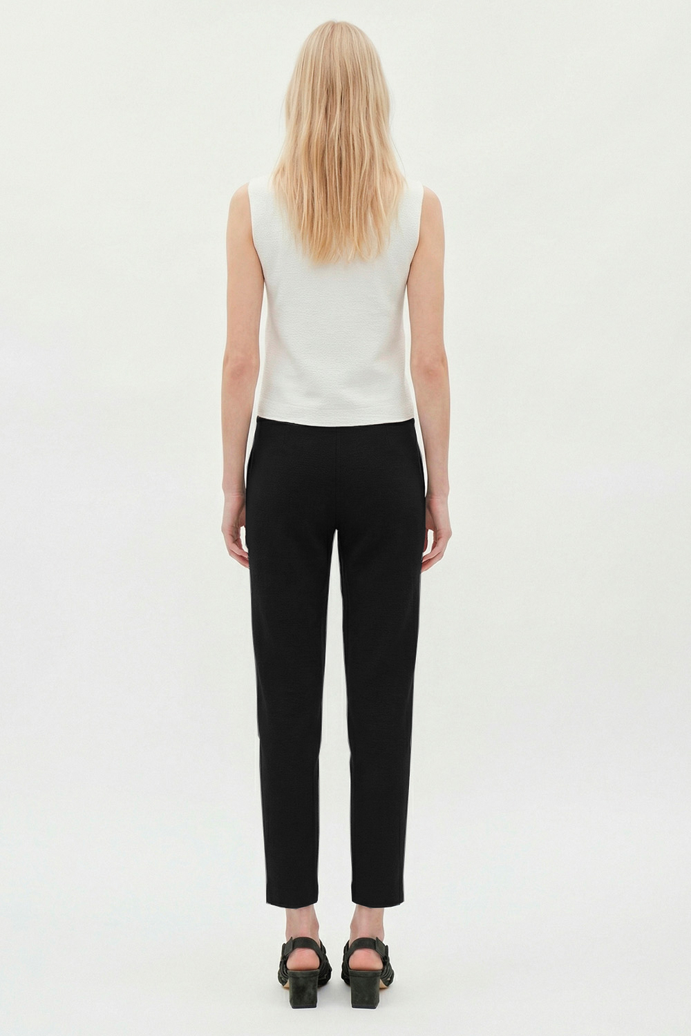 Calça Bouclê Com Bolso